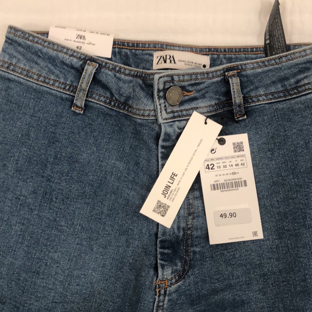 Zara The Marine Straight Jean. Wide leg, high-rise, jean, flattering!